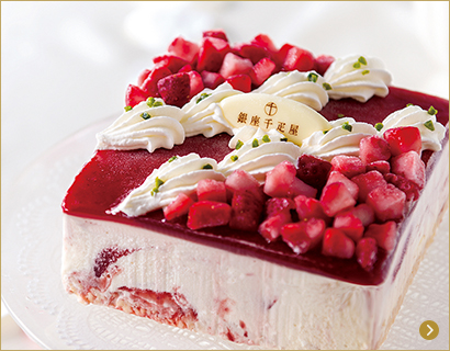 ストロベリーアイスケーキ
