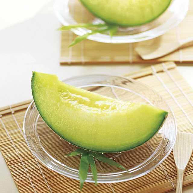 マスクメロン(桐箱)1個入(約1.4kg) No28 | 銀座千疋屋 マスクメロン(桐箱)1個入(約1.4kg) No28 | 銀座千疋屋
